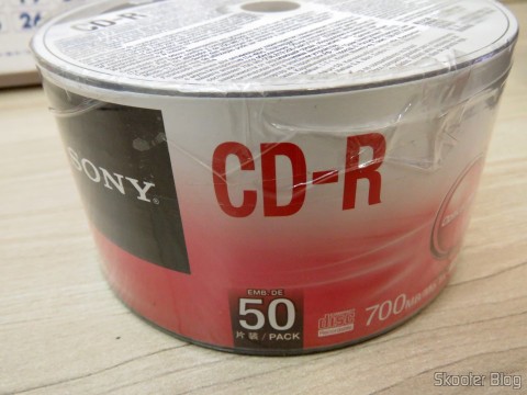 Embalagem com 50 CD-R Sony