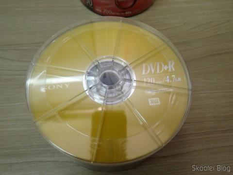 Embalagem com 50 DVD+R Sony