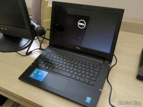 Notebook Dell Inspiron I14-3442-B10 com Intel® Core™ i3-4005U, 4GB, 1TB, Gravador de DVD, Leitor de Cartões, HDMI, Bluetooth, LED 14" e Windows 8.1