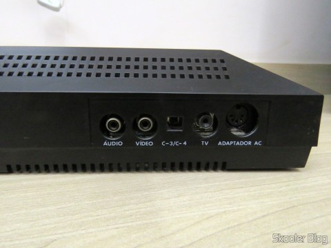 Parte traseira do Console Master System II