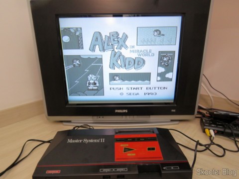Master System II com problemas na cor, precisando de ajuste no Trimpot