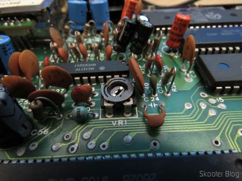 Close no Trimpot VR1 do Master System II
