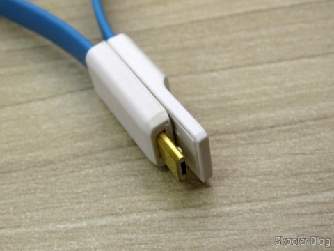 DealExtreme (DX): Cabo Magnético USB macho para Micro USB macho Universal Fonemax para Dados e Carga com 22,5 cm 9 Plugs do Cabo Magnético USB macho para Micro USB macho Universal Fonemax para Dados e Carga com 22,5 cm
