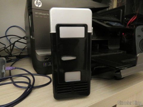 Mini Geladeira USB com o Jtron DC 5V / 0.15A Cooling Fan - Black já instalado e funcionando