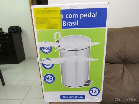 Lixeira de Inox com Pedal e Balde Removível 12 Litros Tramontina, em sua embalagem