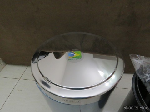 Tampa da Lixeira de Inox com Pedal e Balde Removível 12 Litros Tramontina