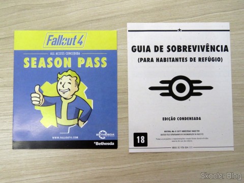 Folhetos que acompanham o Fallout 4 (PS4)