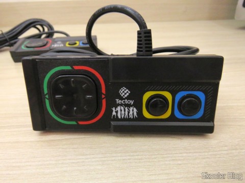 Controles para Master System - Tec Toy - Originais Novos 9 Controle do DVD Player Karaokê Dance Machine DVT-F800 da Tec Toy, 100% compatível com o Master System clássico