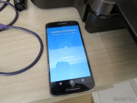 MiFit atualziando a Pulseira Inteligente Xiaomi Mi Band 1S