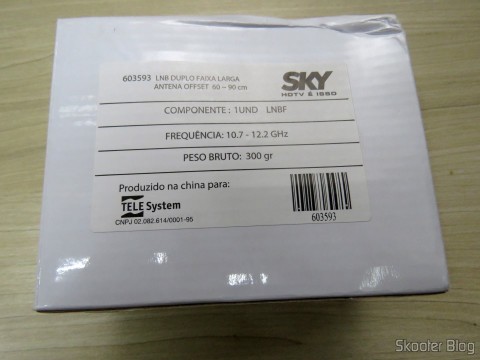 LNB Duplo Faixa Larga Antena Offset 60 ~ 90cm Telesystem para Sky, em sua embalagem