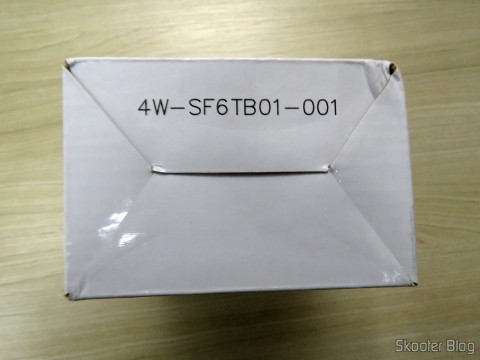 LNB Duplo Faixa Larga Antena Offset 60 ~ 90cm Telesystem para Sky, em sua embalagem