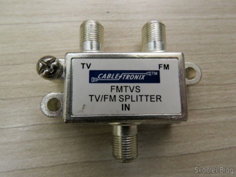 Separador ou Combinador de TV e FM 75 Ohms Cabletronix FMTVS