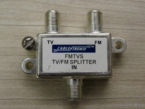Separador ou Combinador de TV e FM 75 Ohms Cabletronix FMTVS