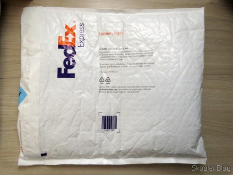 Pacote do Fedex com meu Óculos G4U 79012 com Lentes 1.56 Fotocromáticas Cinza da Goggles4U