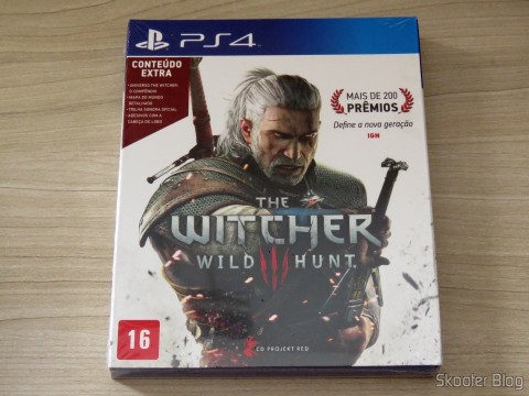 The Witcher 3: Wild Hunt (Playstation 4), em sua embalagem