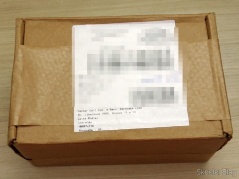 Caixa com o Smartphone Motorola Moto X Play XT1563 32GB, retornando da Center Cell