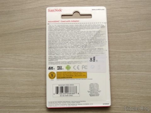 Cartão De Memória 16GB Micro SD + Adaptador SD em sua embalagem