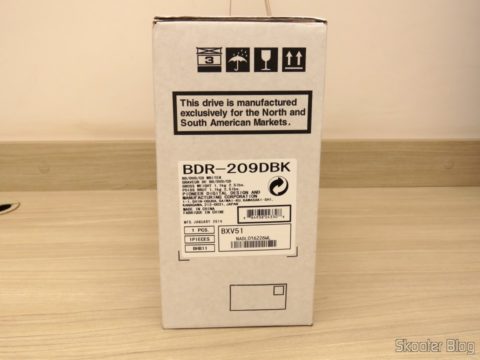 Gravador Blu-ray Pionner BDR 209-DBK, em sua embalagem