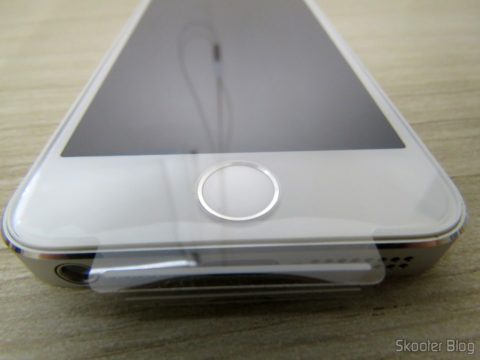iPhone 5S 32GB Prata Tela 4" IOS 8 4G Câmera 8MP