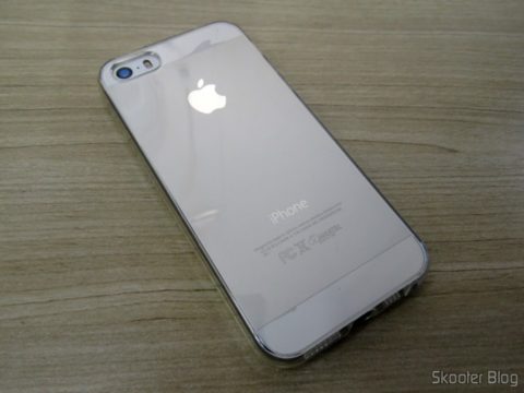 Capa e Película de vidro aplicada no iPhone 5S