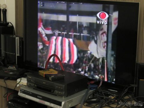 Gravador de DVD de Mesa Panasonic DMR-ES10 como TBC 8 Video Cassete Gradiente GSV-860HF reproduzindo fita VHS e usando Gravador de DVD de Mesa Panasonic DMR-ES10 como TBC