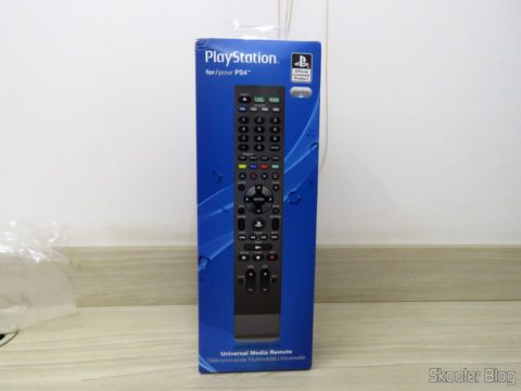 PlayStation 4 Universal Media Remote, em sua embalagem