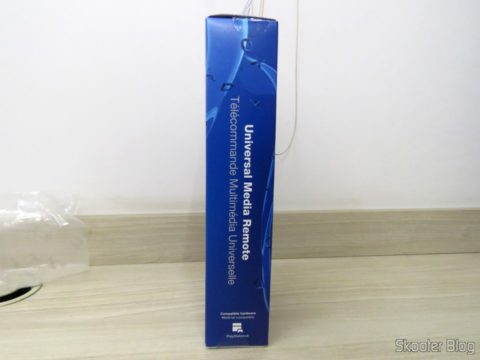 PlayStation 4 Universal Media Remote, em sua embalagem