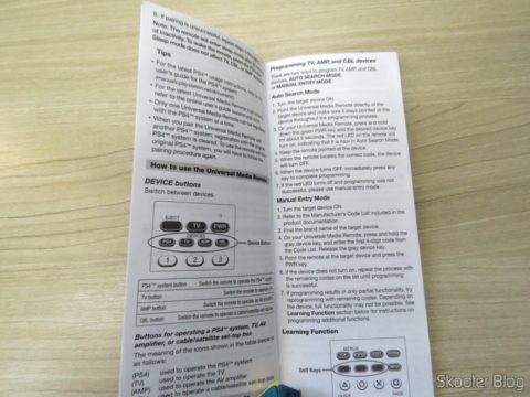 Manual de Instruções do PlayStation 4 Universal Media Remote