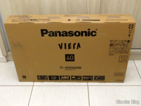 Smart TV Panasonic Viera 40" - TC-40DS600B, em sua embalagem