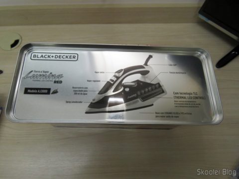 Lata Decorativa com o Ferro a Vapor Black & Decker AJ3000V com Ceramic Gliss