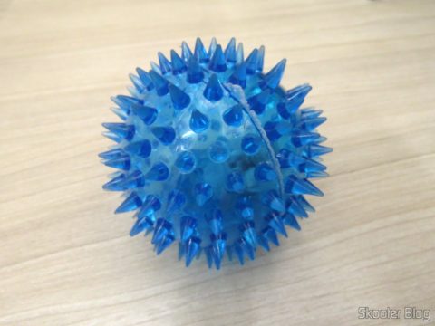 Bolinha para Cães com Apito e LEDs