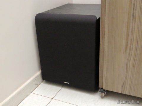 Subwoofer Infinity Primus PS312, instalado em seu cantinho