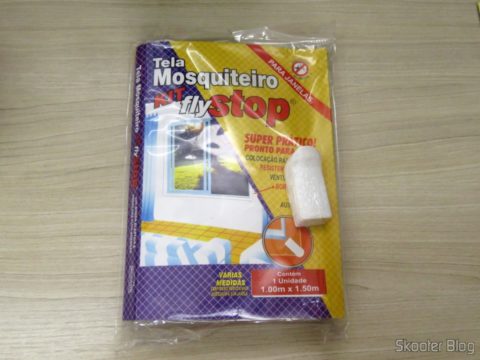 Tela Mosquiteiro Kit Fly Stop, em sua embalagem
