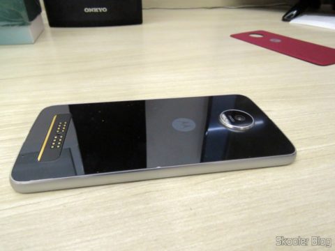 Parte traseira do Smartphone Motorola Moto Z Play