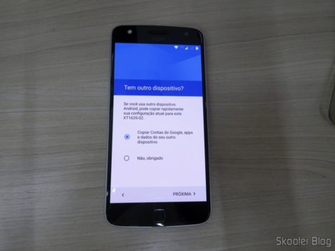 Moto Z Play, ligando pela primeira vez