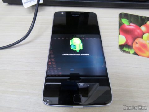 Atualização de software do Moto Z Play
