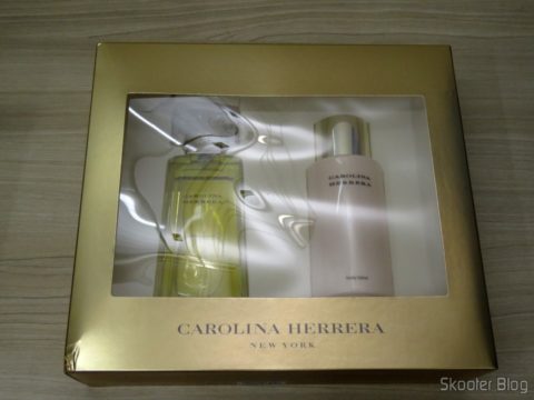 Carolina Herrera Gift Set - 3.4 oz EDP Spray + 6.7 oz Body Lotion (W)
