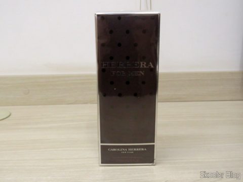 Herrera For Men 200 ml EDT Spray (M), em sua embalagem