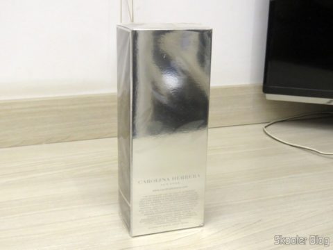 Herrera For Men 200 ml EDT Spray (M), em sua embalagem