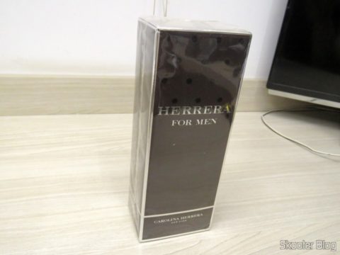 Herrera For Men 200 ml EDT Spray (M), em sua embalagem