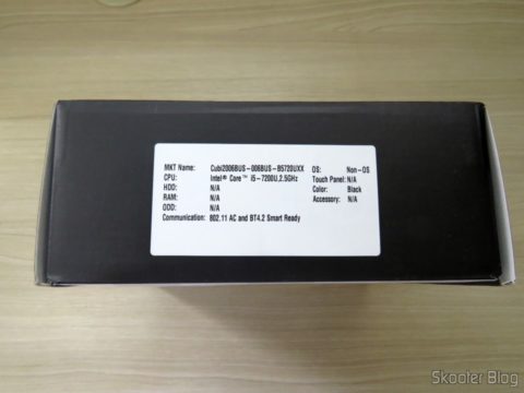 Lateral da embalagem do MSI Cubi 2