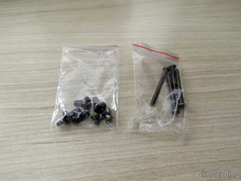 Parafusos que acompanham o MSI Cubi 2