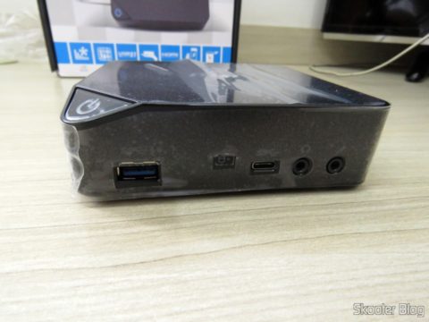 Face Frontal do MSI Cubi 2