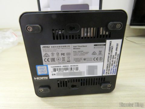 Parte de baixo do MSI Cubi 2