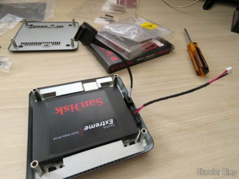 Instalando o SSD no MSI Cubi 2