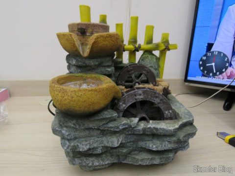 Fonte de Decoração, com a roda d'água quebrada