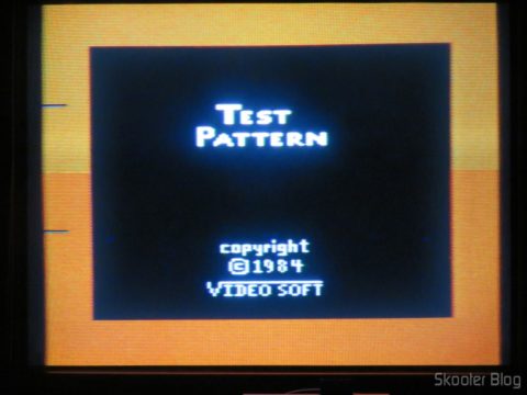 Color Bar Generator no Atari 2600 da Polyvox c/ fonte externa, após aquecido