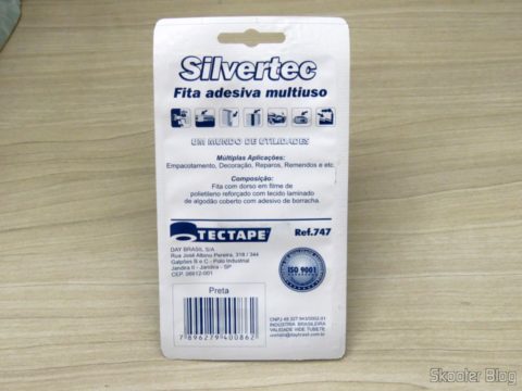 Fita Adesiva Multiuso Tectape Silvertec Preta, em sua embalagem