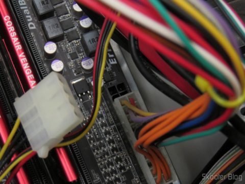 Plugs molex da fonte de alimentação Mtek