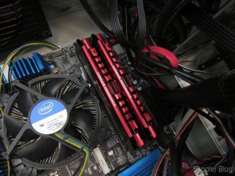 Fazendo o upgrade de memória na máquina para completar